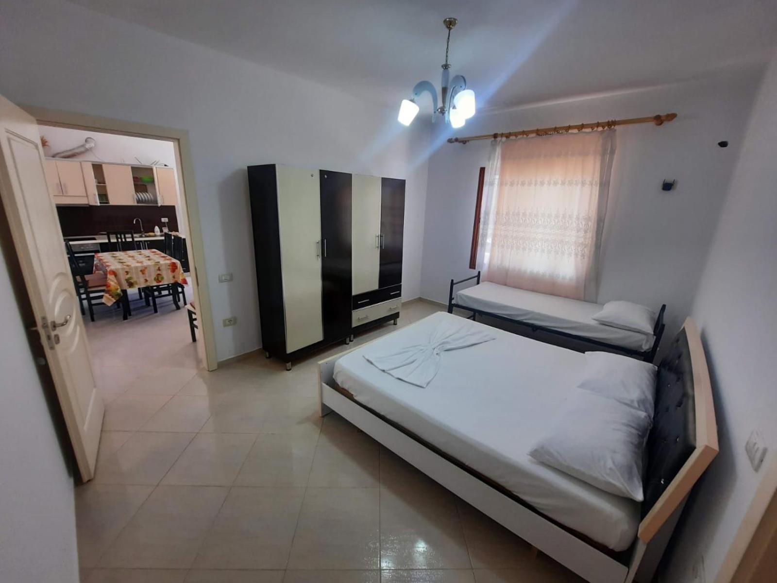 Flower Hill Vlore Exterior photo